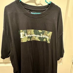 Champion t shirt